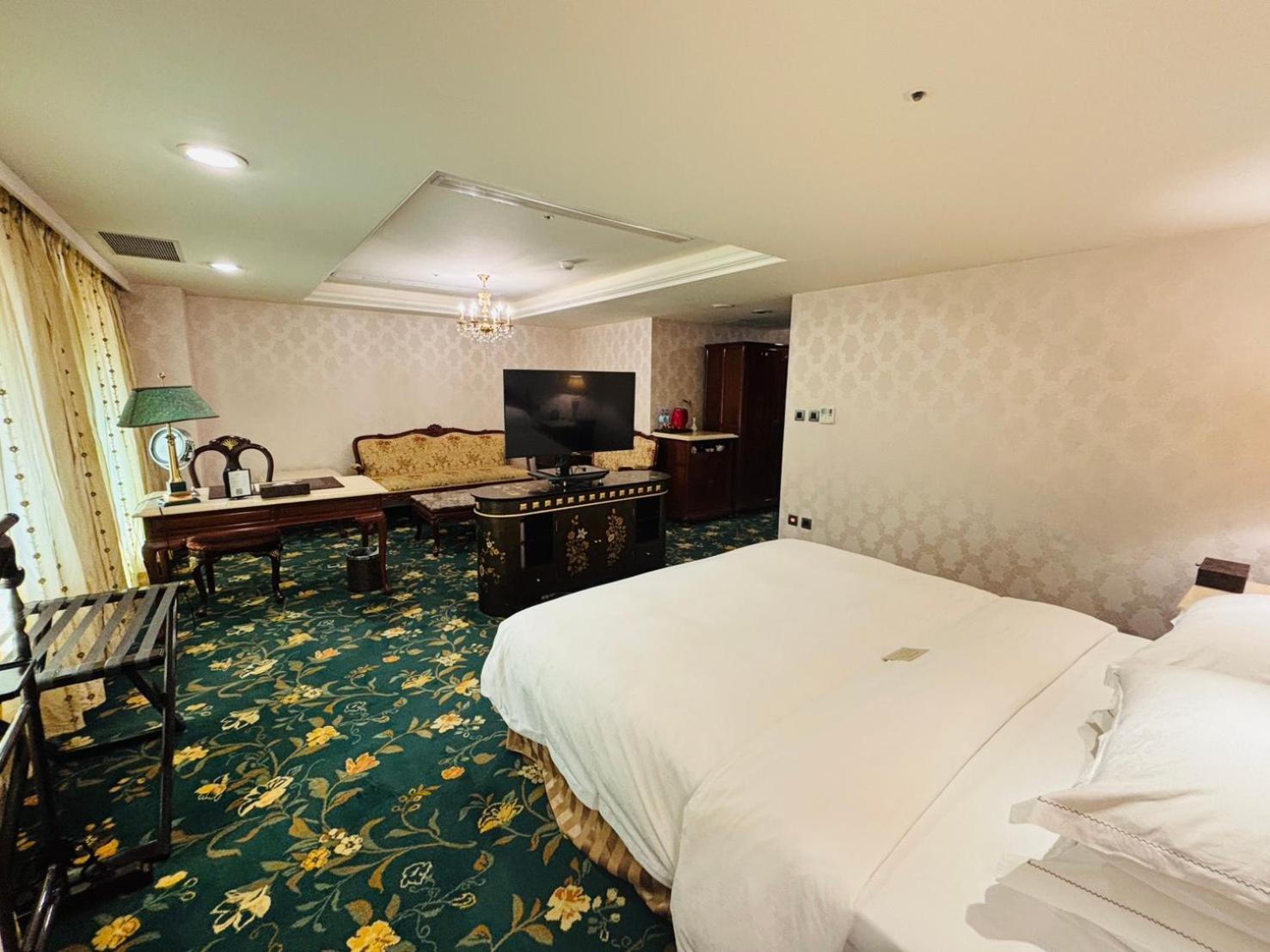 Royal Seasons Hotel Taipei ‧ Nanjing W. Exterior foto