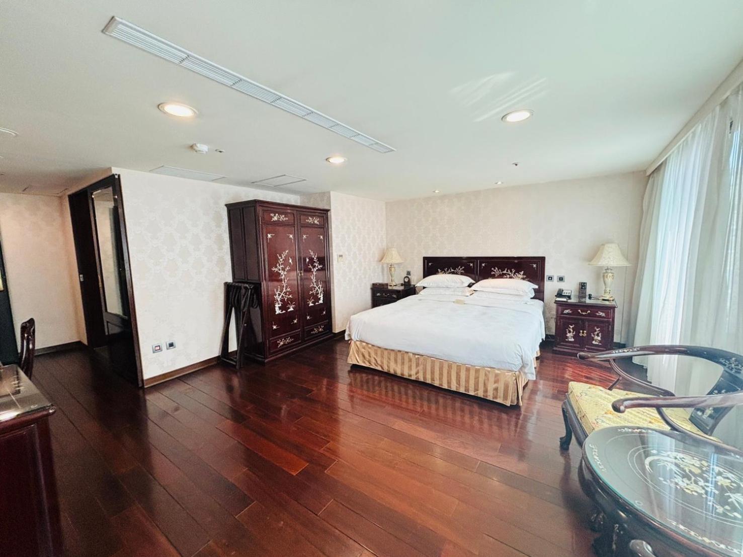 Royal Seasons Hotel Taipei ‧ Nanjing W. Exterior foto