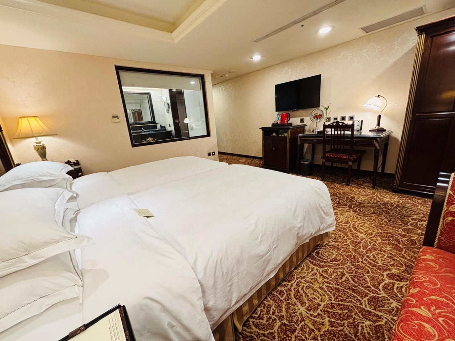 Royal Seasons Hotel Taipei ‧ Nanjing W. Exterior foto
